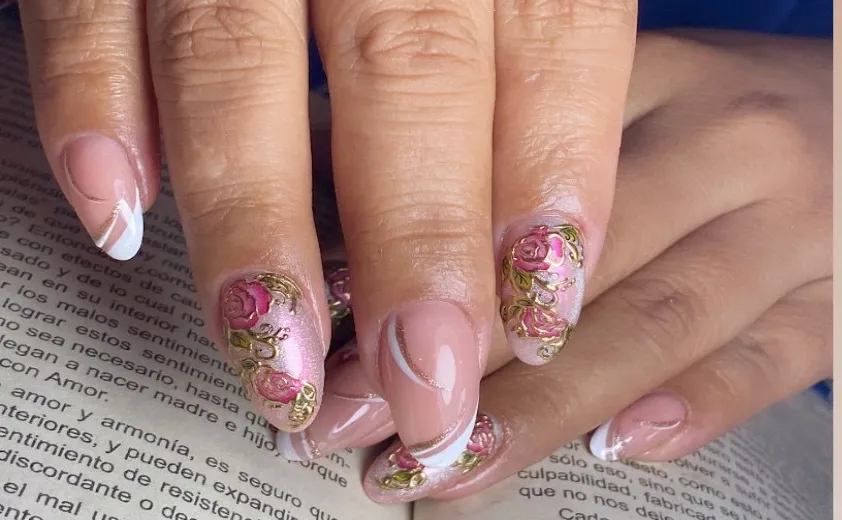 Servicio de Soft Gel en Estilo Impecable Riobamba